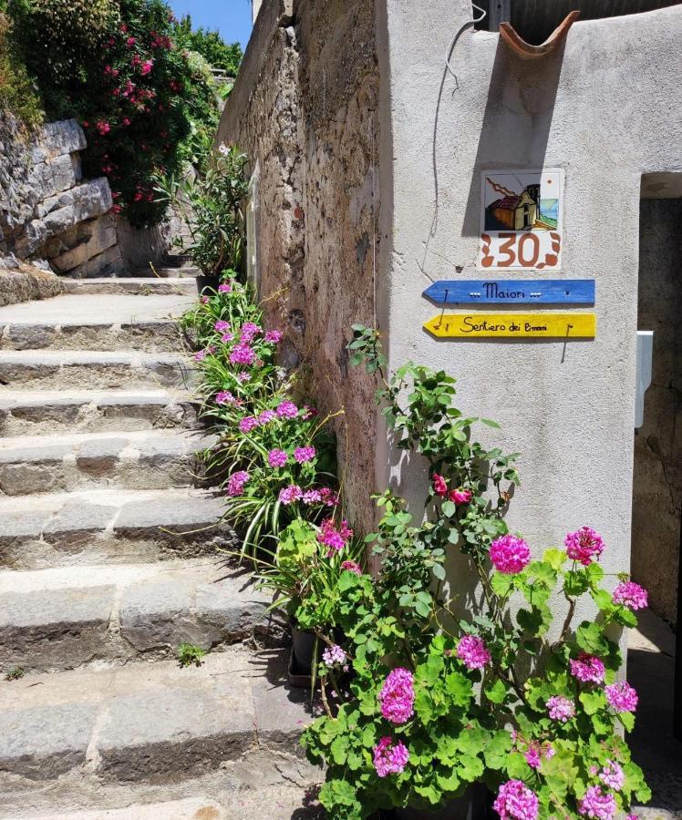 Eden Tra I Limoni Appartement Minori Buitenkant foto